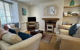 Rose Cottage - Central Dartmouth